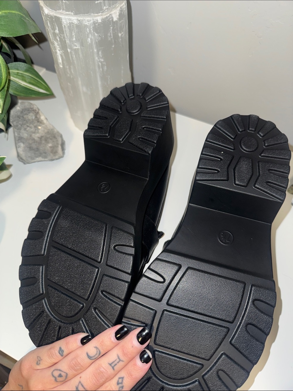 Women’s Black Platform Penny Loafers Size 7.5 Wild Fable - Picture 3 of 4
